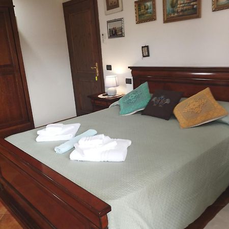 Appartamento In Zona Residenziale 奥罗塞伊 外观 照片