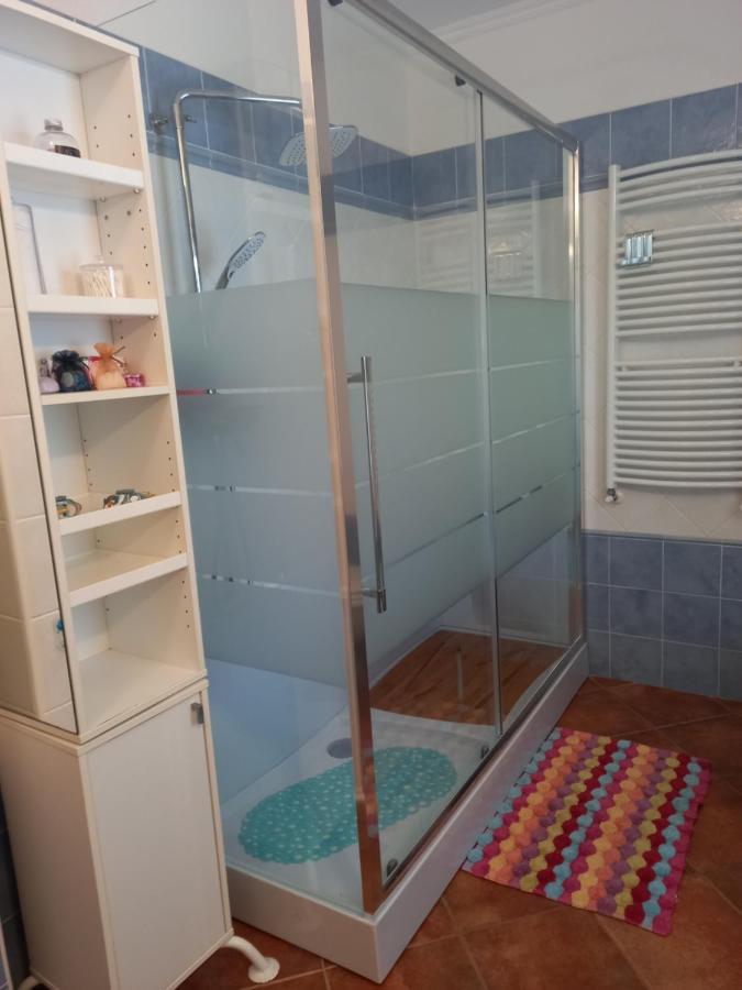 Appartamento In Zona Residenziale 奥罗塞伊 外观 照片