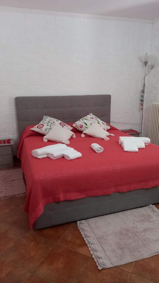 Appartamento In Zona Residenziale 奥罗塞伊 外观 照片