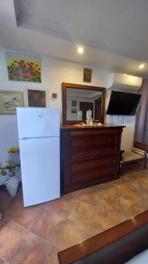 Appartamento In Zona Residenziale 奥罗塞伊 外观 照片