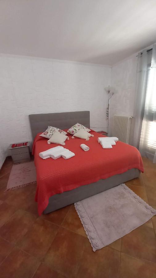 Appartamento In Zona Residenziale 奥罗塞伊 外观 照片